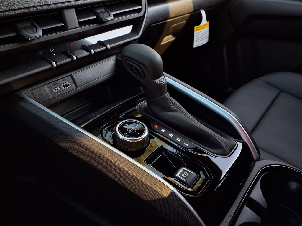 2026 Chevrolet Colorado Trail Boss photo 17