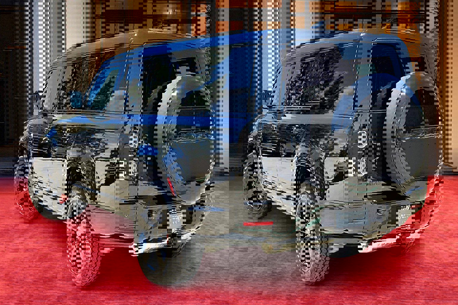 2025 Land Rover Defender 130 X photo 2