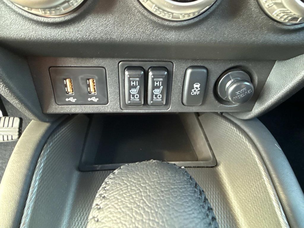 2025 Mitsubishi Outlander Sport ES SE LE photo 26