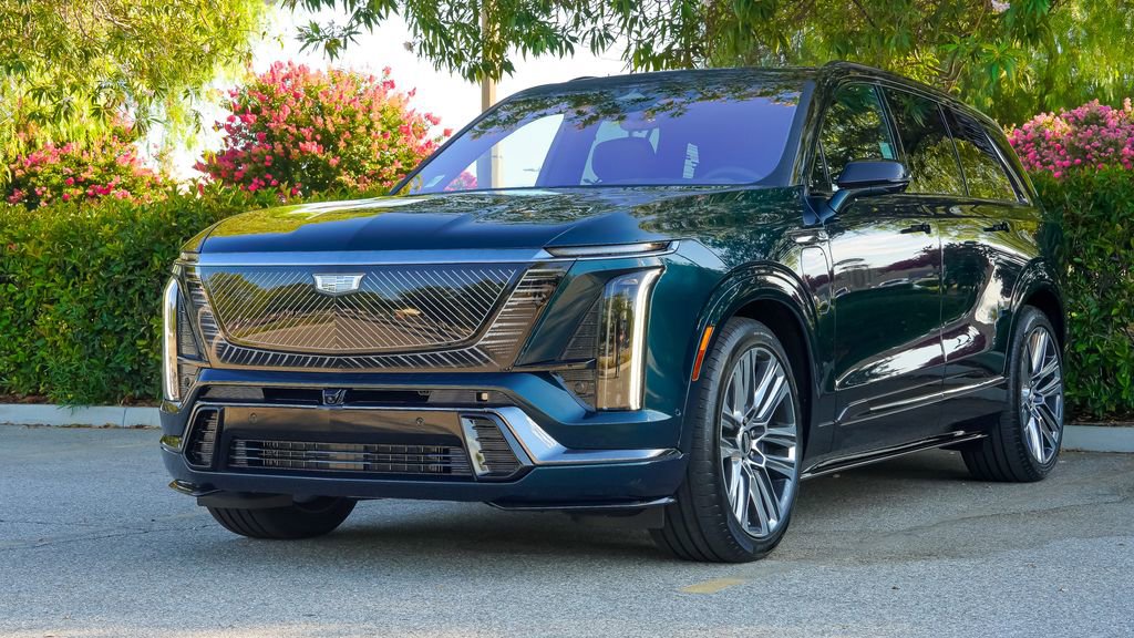 Used 2026 Cadillac VISTIQ Platinum Sport with VIN 1GYC3RML6TZ707112 for sale in Santa Clarita, CA