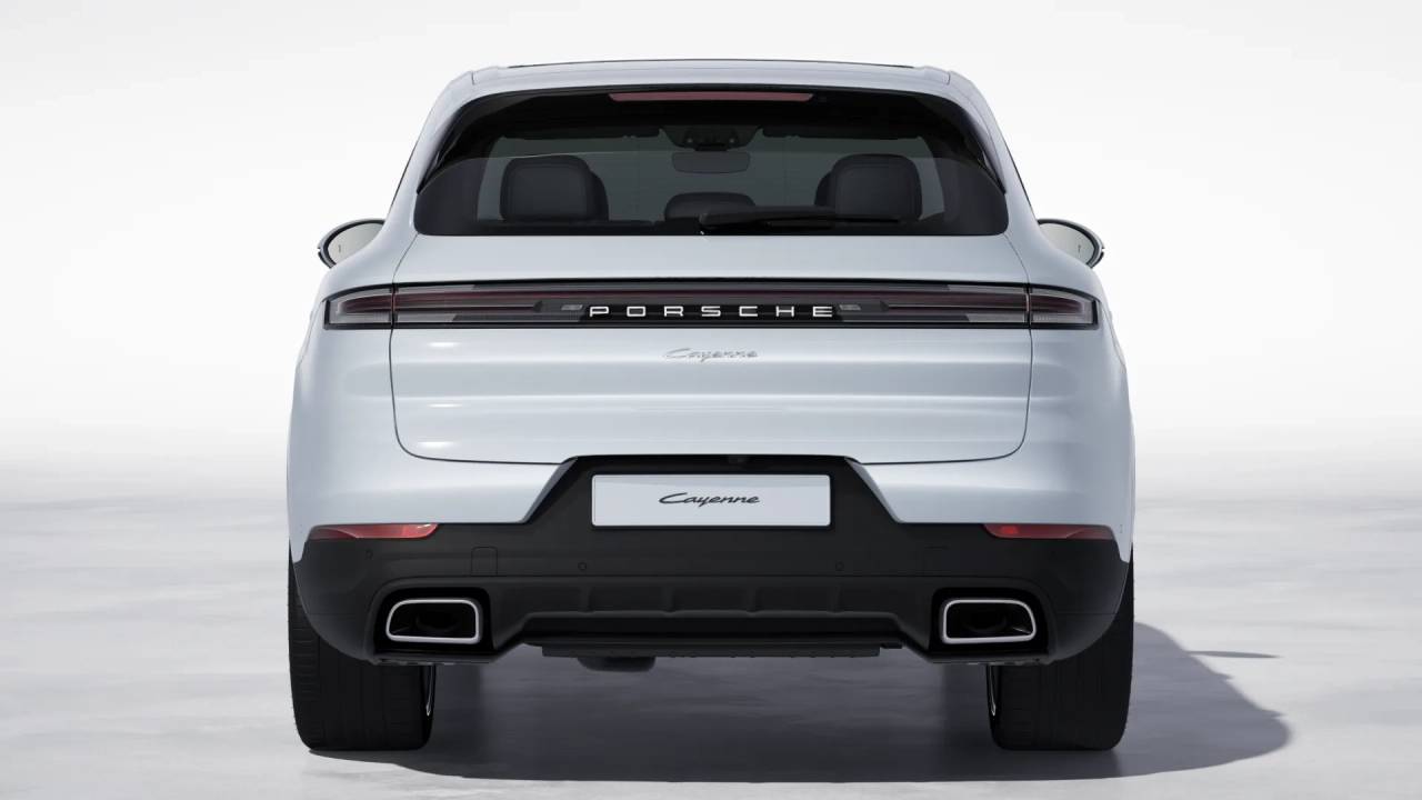 2026 Porsche Cayenne photo 7