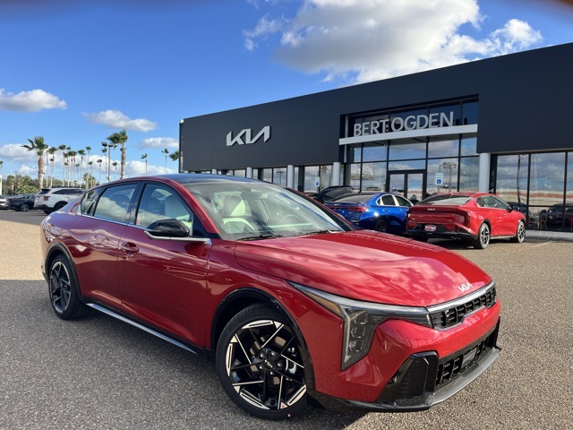 2025 Kia K4 GT-Line's photo