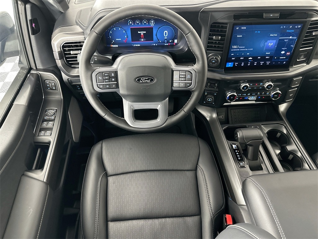 2025 Ford F-150 Lariat photo 18