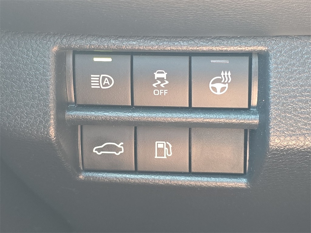 2021 Toyota Avalon XLE photo 16