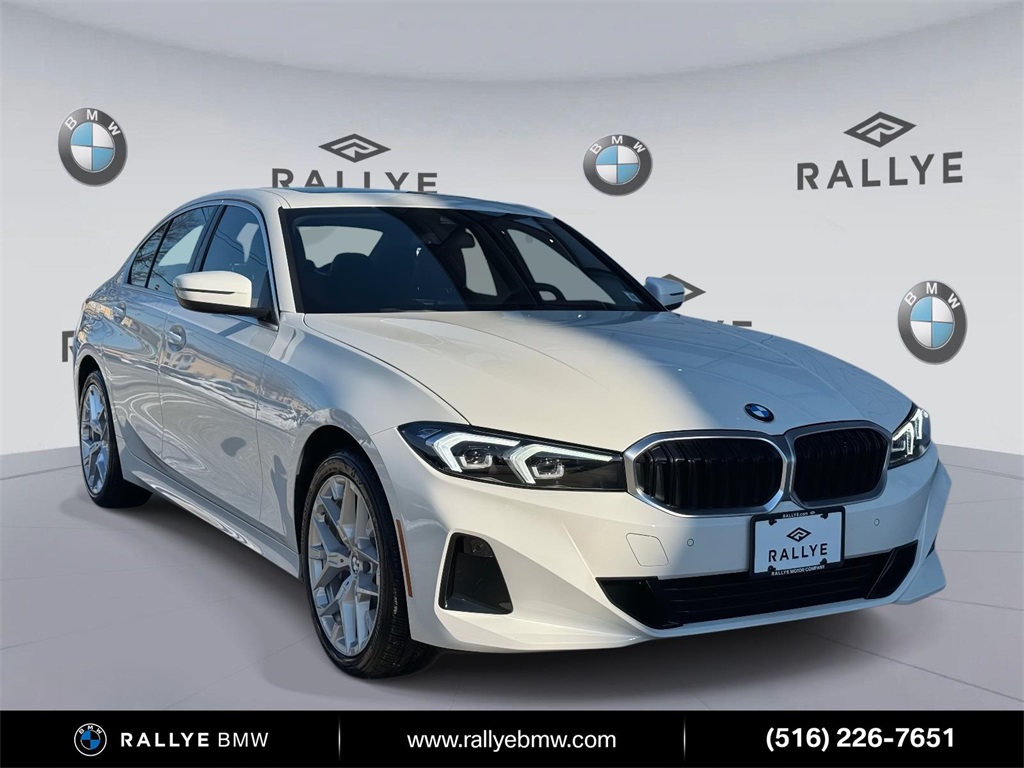 2025 BMW 3 Series 330i's photo