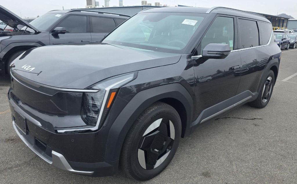 2024 Kia Ev9 Wind's photo