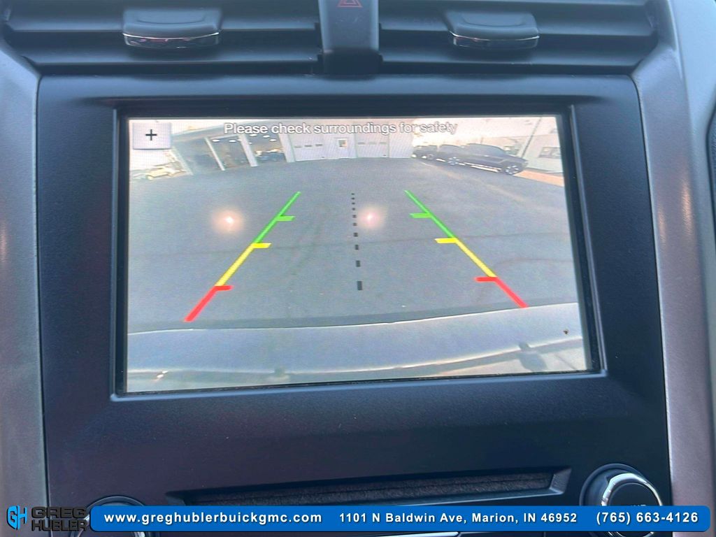 2017 Ford Fusion SE photo 19