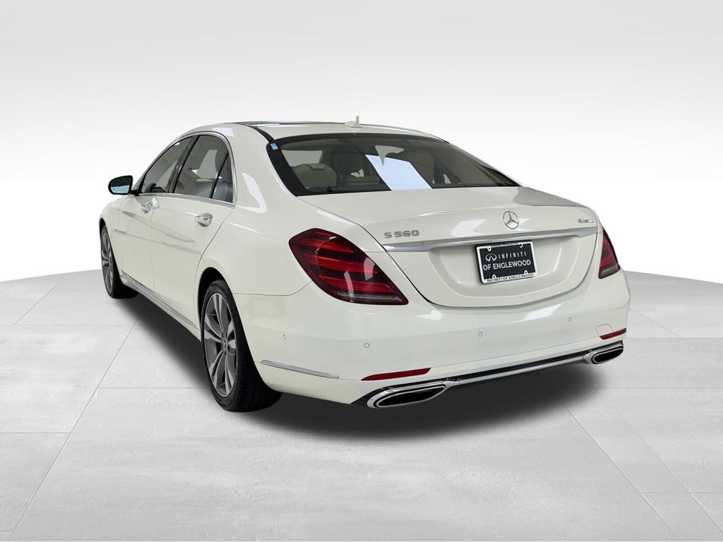 2018 Mercedes Benz S 560 4MATIC photo 3