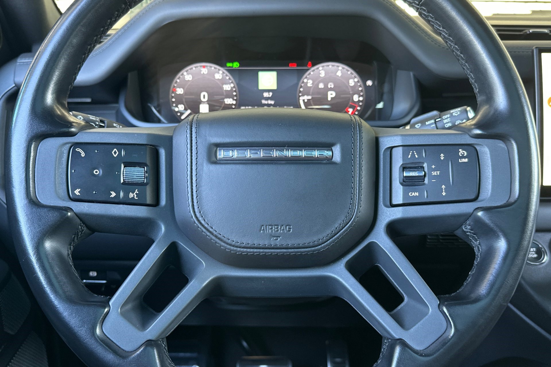 2023 Land Rover Defender 130 X photo 16