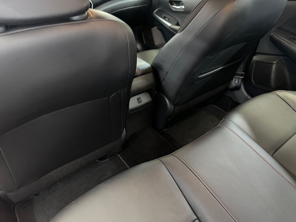 2024 Nissan Sentra SR photo 19