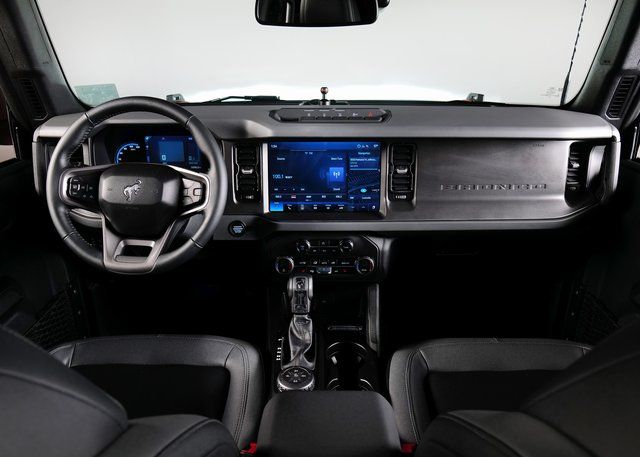 2024 Ford Bronco Big Bend photo 4