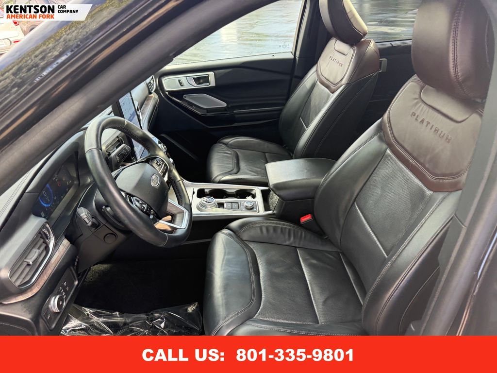 2021 Ford Explorer Platinum photo 27