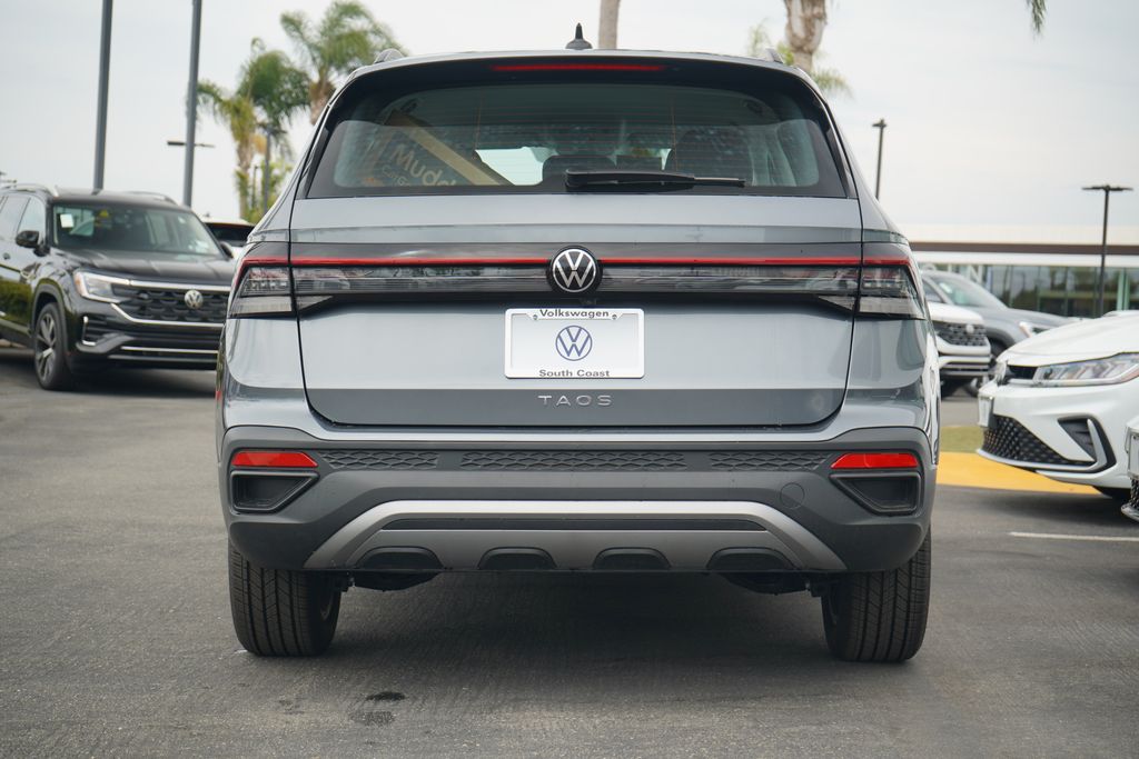 2025 Volkswagen Taos S photo 3