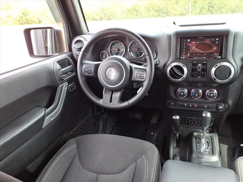 2018 Jeep Wrangler Unlimited Sahara photo 10