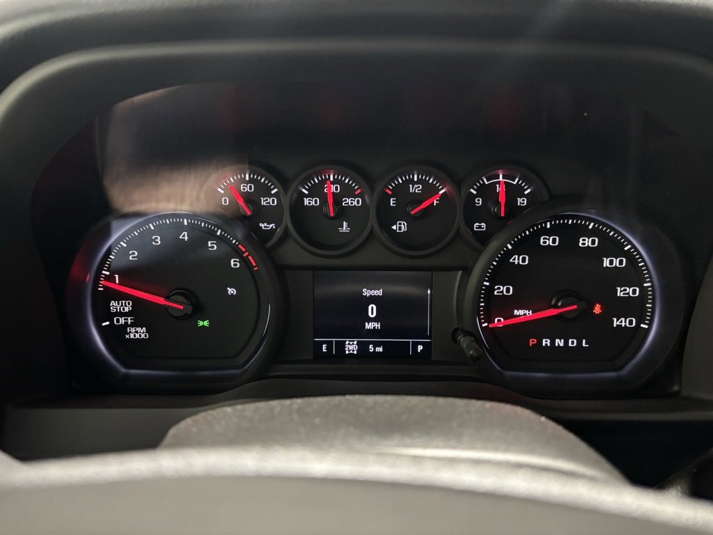 2025 Chevrolet Silverado 1500 Custom photo 13