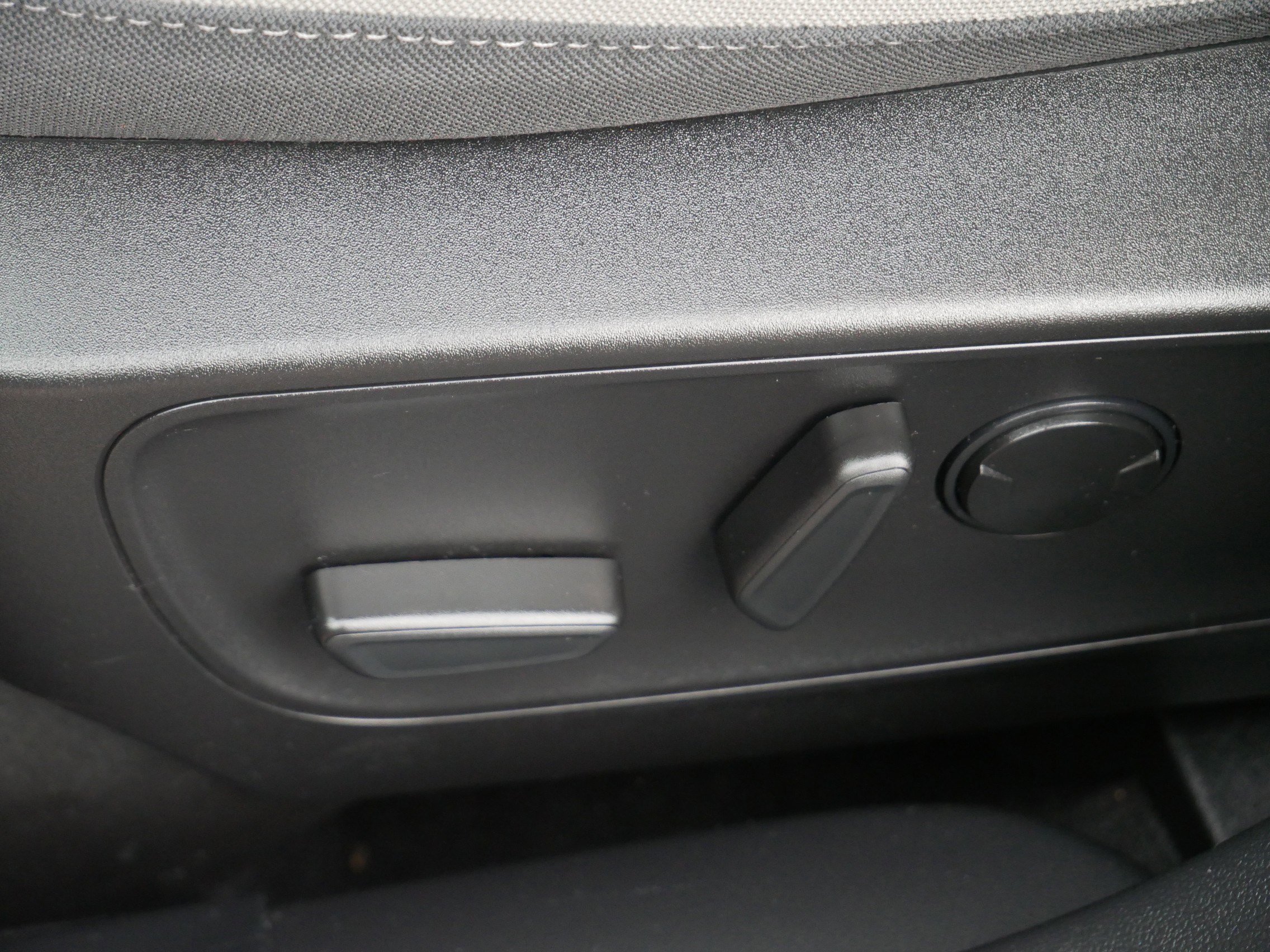 2022 Ford Escape SE photo 19