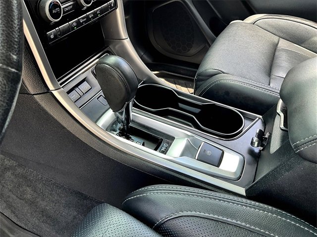 2022 Subaru Ascent Limited photo 19