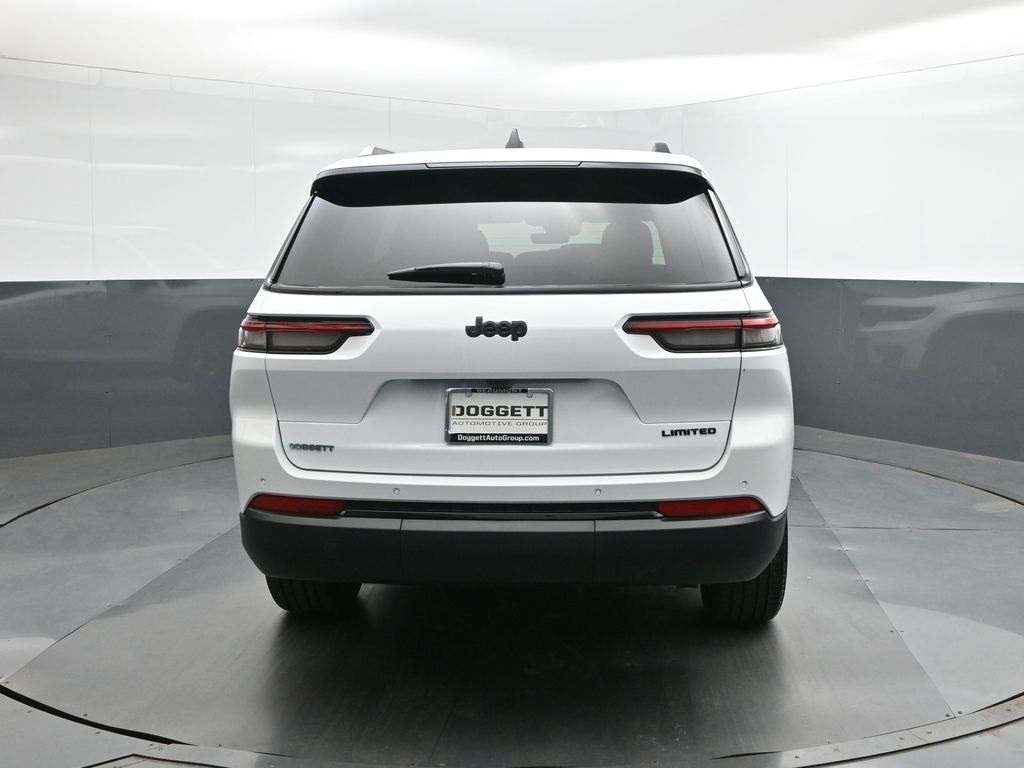 2025 Jeep Grand Cherokee Limited photo 3