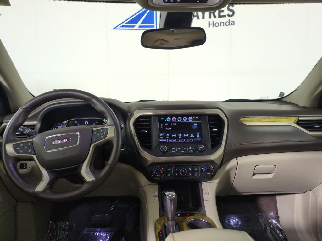 2017 Gmc Acadia Denali photo 16