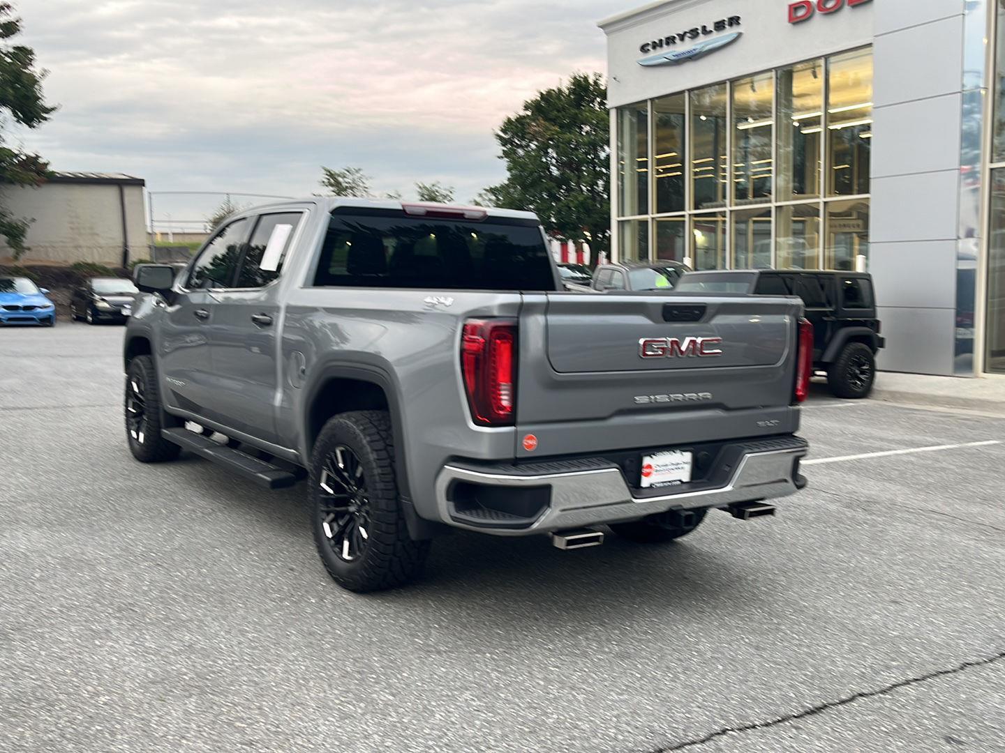 2025 Gmc Sierra 1500 SLT photo 5