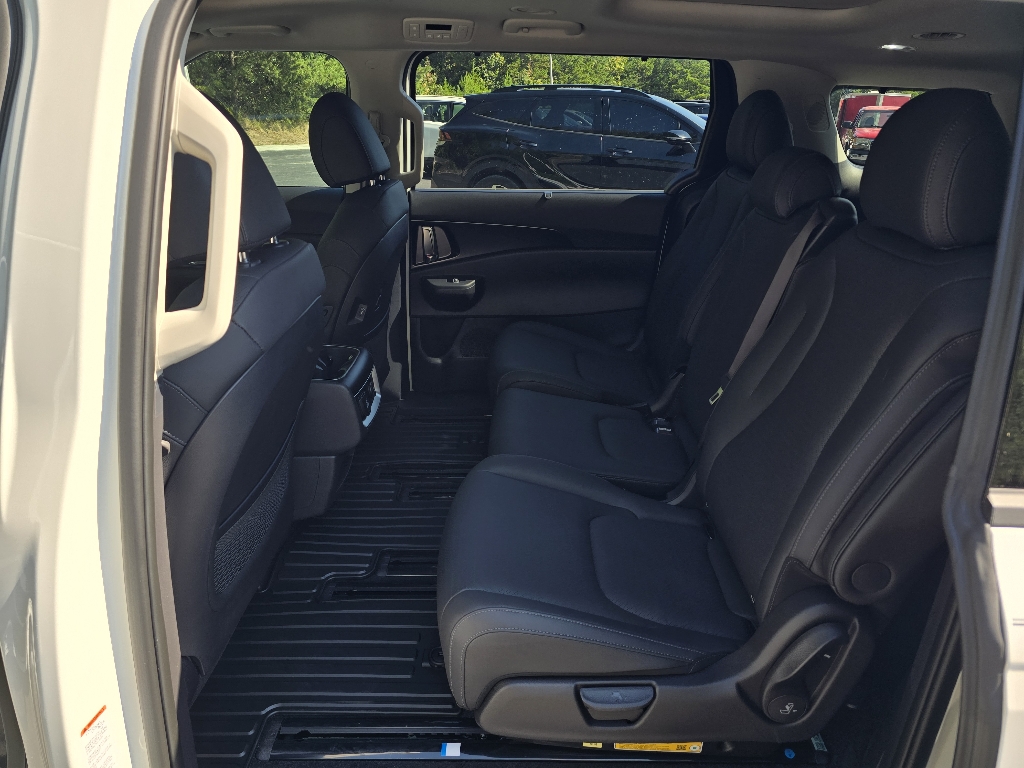 2026 Kia Carnival SX Prestige photo 4