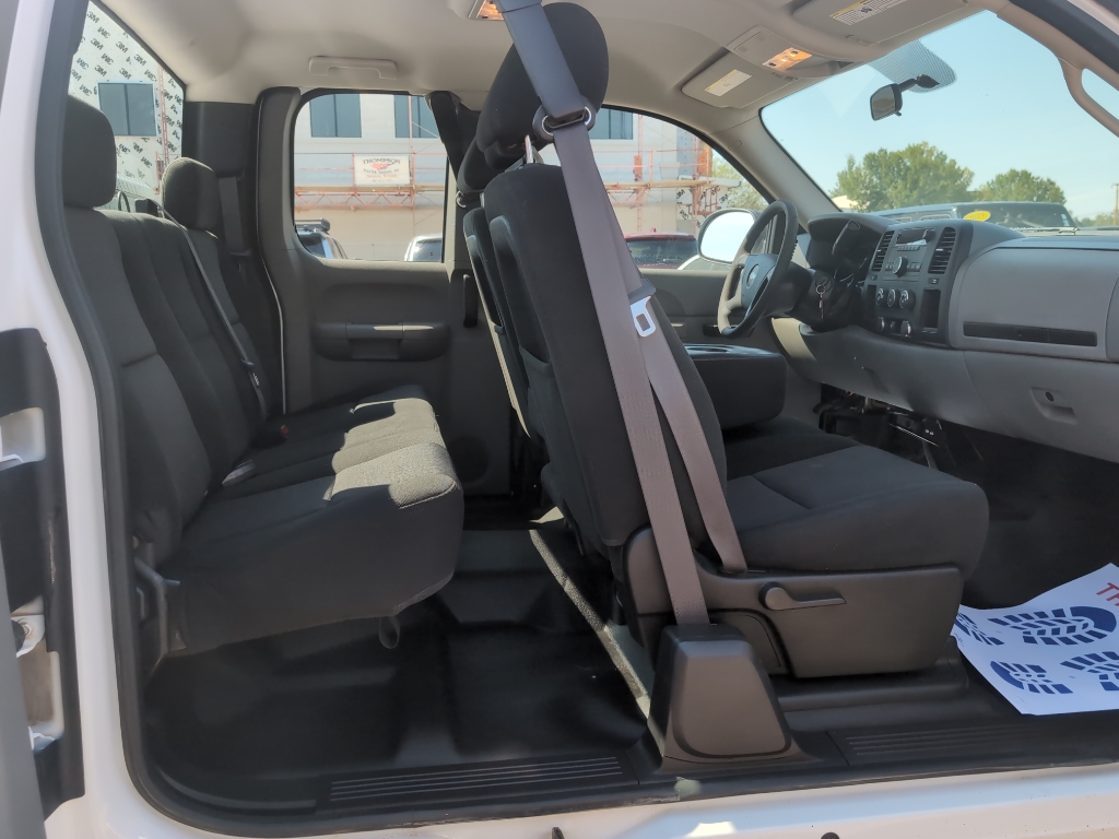 2010 Chevrolet Silverado 1500 Work Truck photo 21