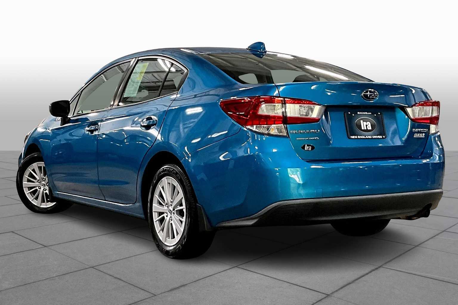2017 Subaru Impreza 2.0i Premium photo 10