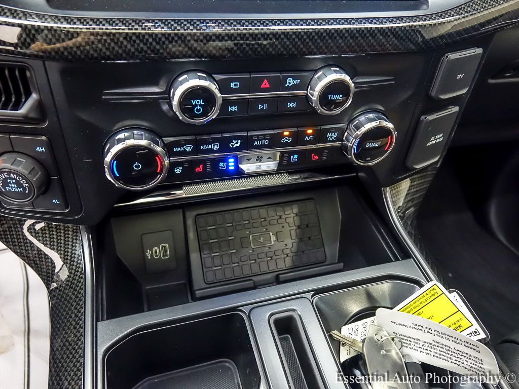 2025 Ford F-150 Lariat photo 15