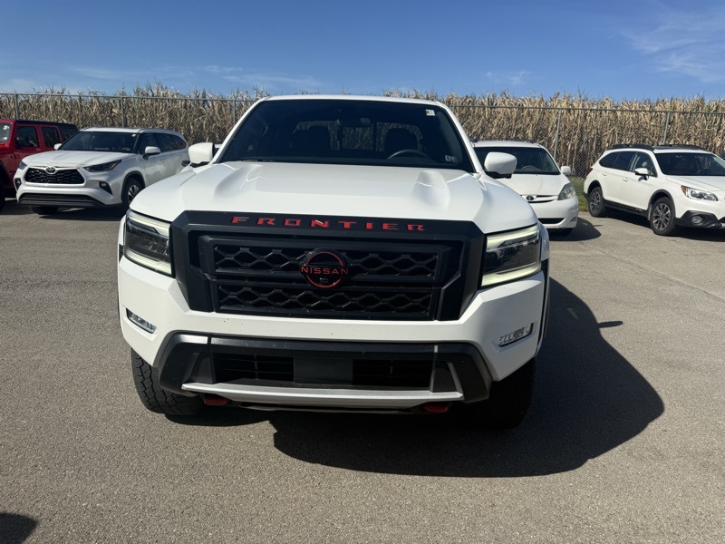 2024 Nissan Frontier PRO-4X photo 2