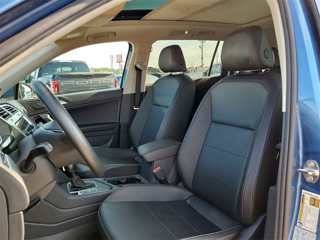 2020 Volkswagen Tiguan SE photo 12