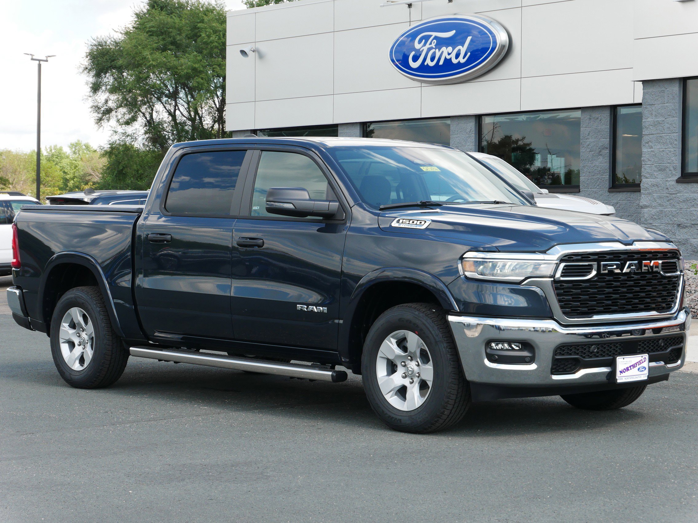 2025 Ram 1500 Big Horn photo 2