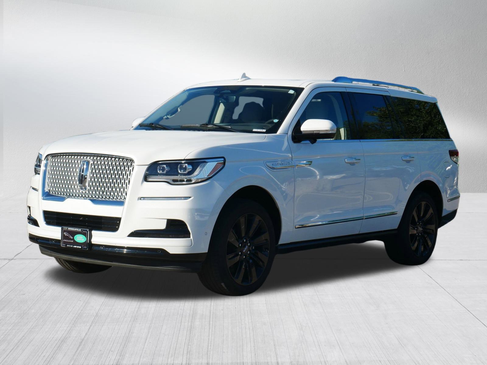 2023 Lincoln Navigator Reserve's photo