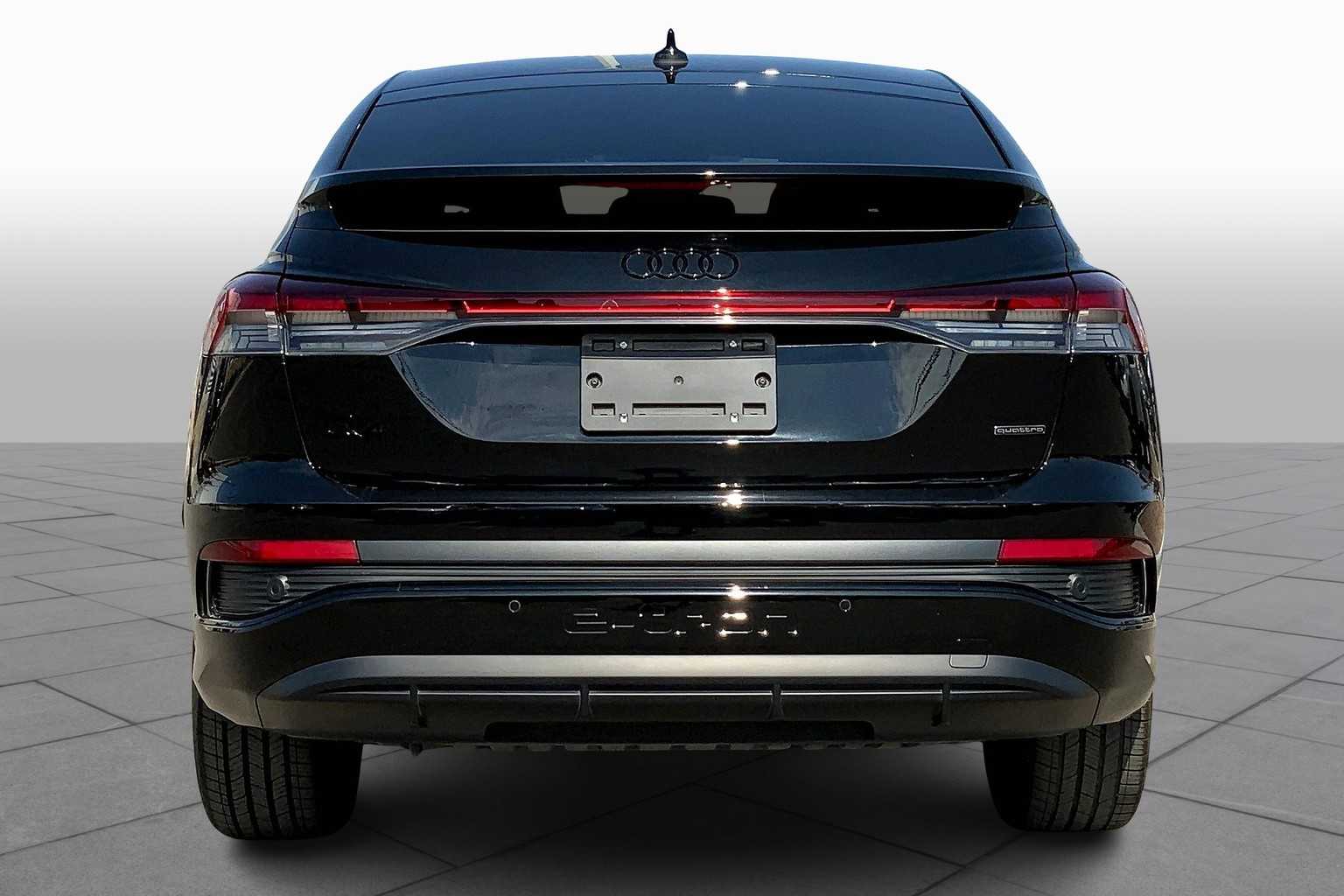 2024 Audi Q4 E-tron Sportback Premium Plus photo 4