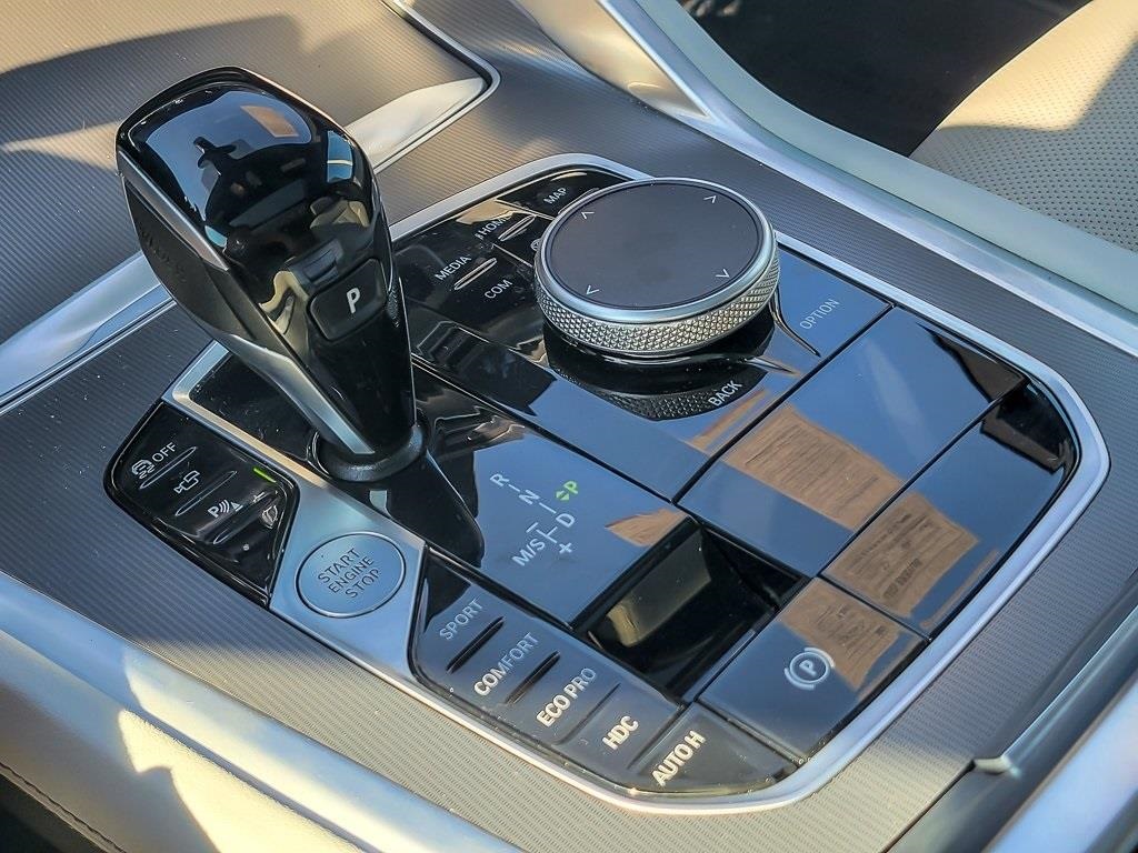 2023 BMW X6 - Image 16