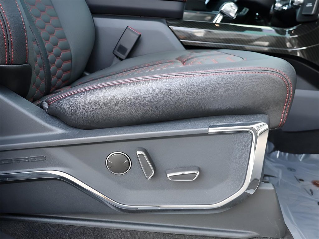 2023 Ford F-150 Lariat photo 11