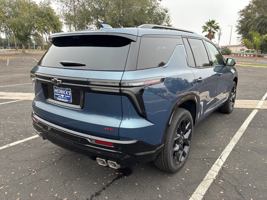 2026 Chevrolet Traverse RS photo 2