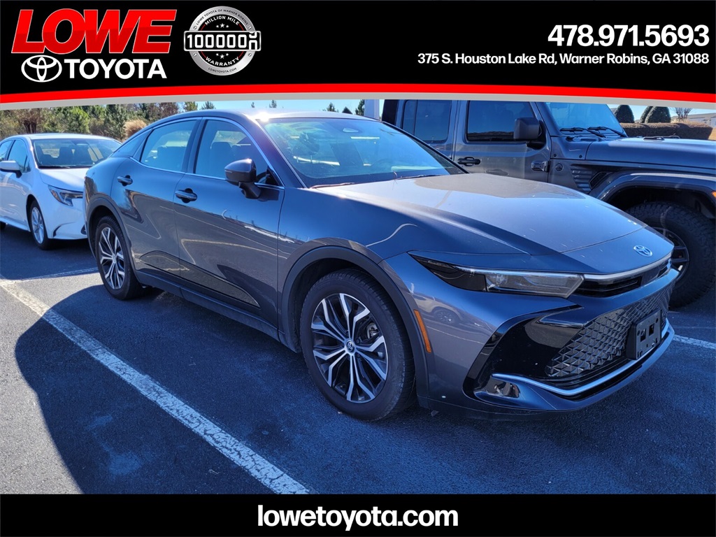 2024 Toyota Crown Limited's photo