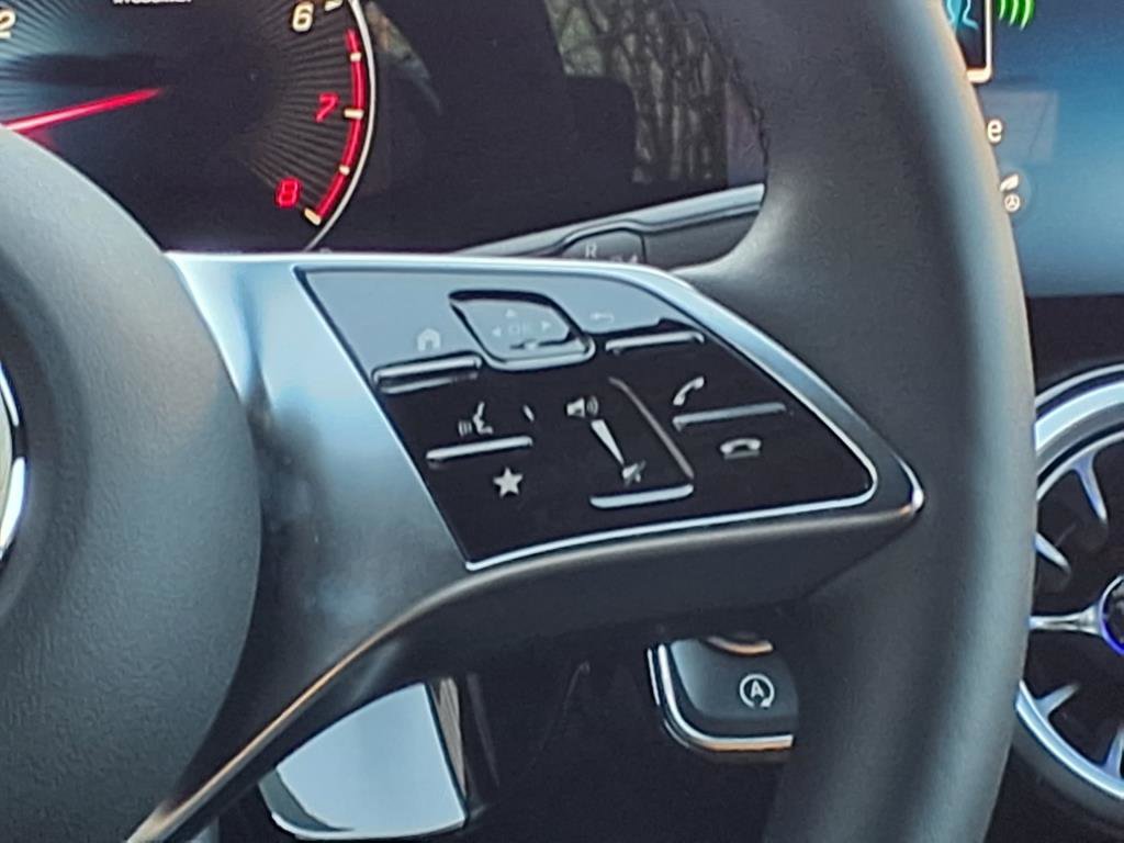 2025 Mercedes Benz GLA 250 photo 14