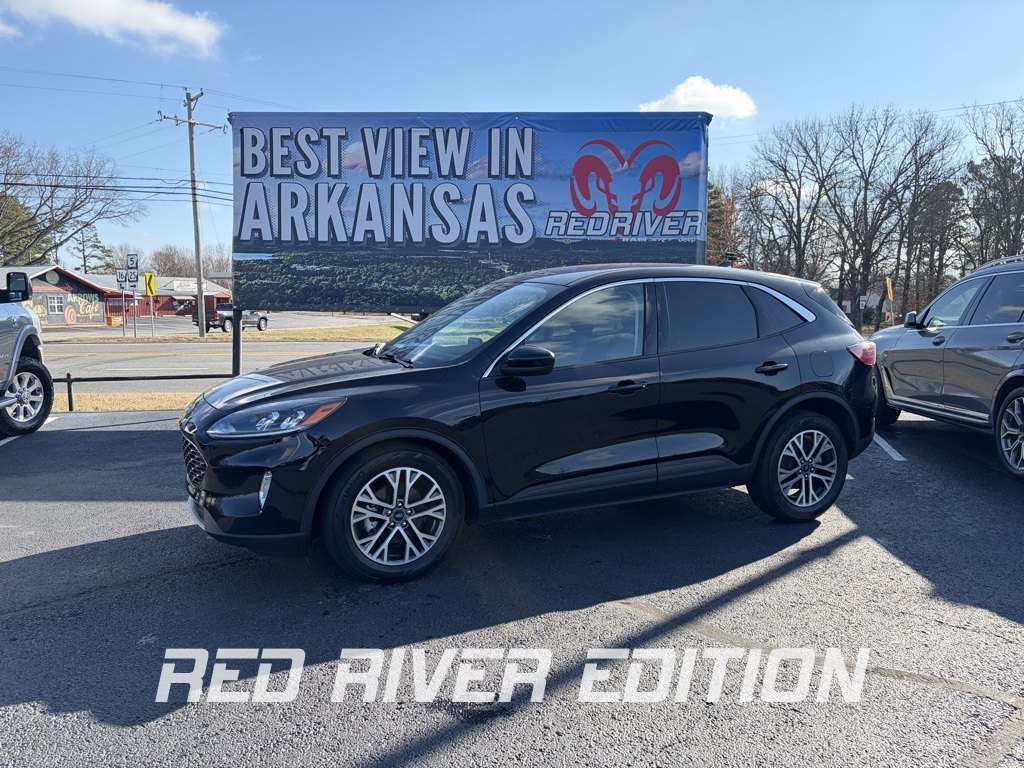 2022 Ford Escape SEL's photo