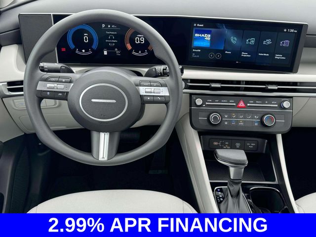 New 2025 White Hyundai SE image 17