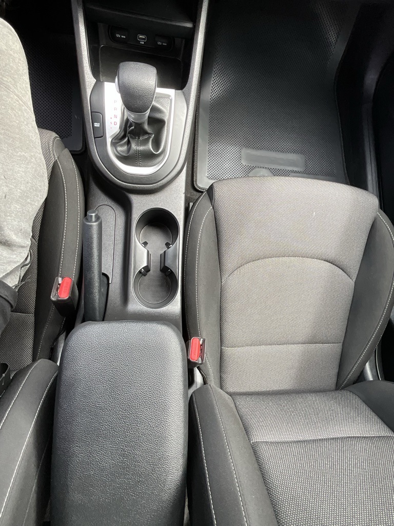2023 Kia Forte LXS photo 21