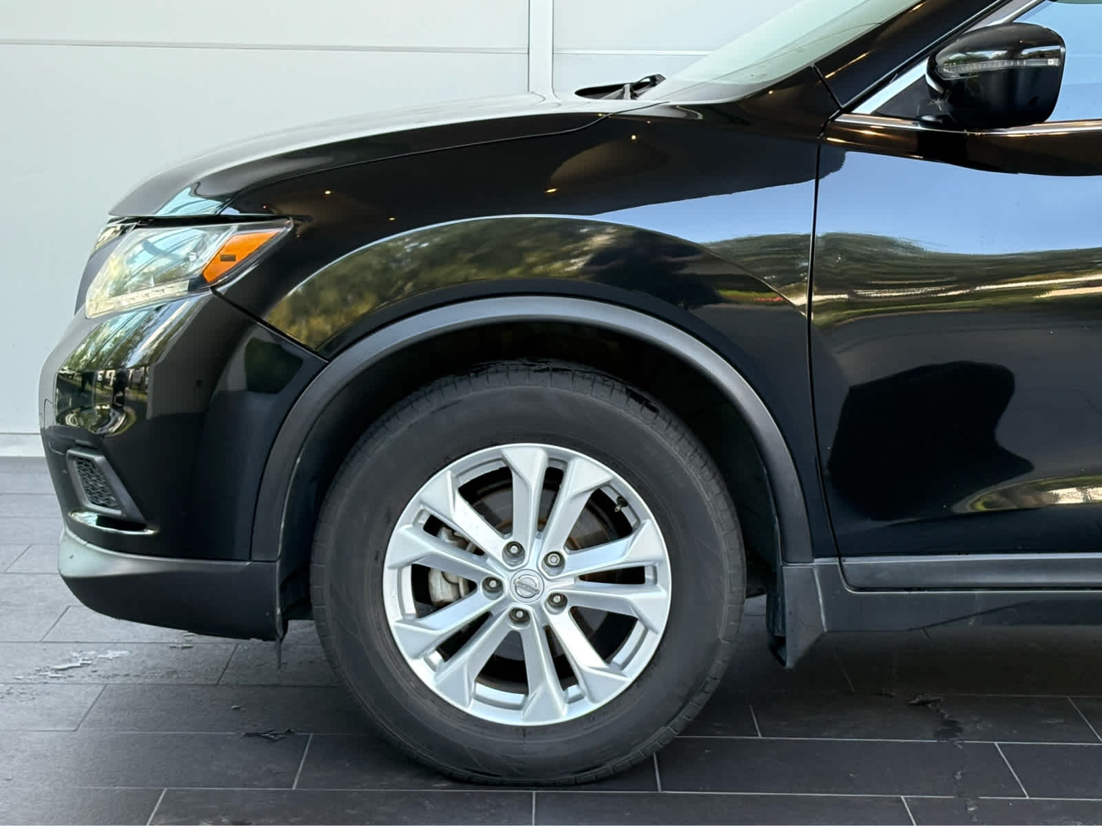 2016 Nissan Rogue SV photo 7