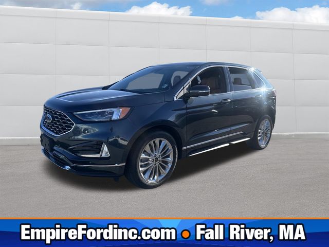 2024 Ford Edge Titanium's photo