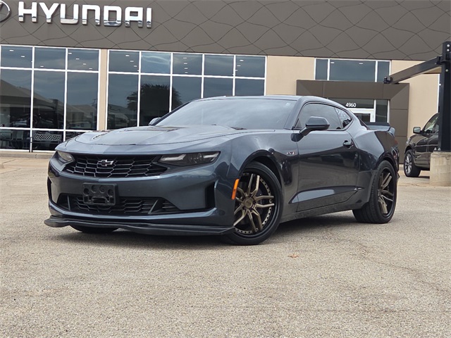 2023 Chevrolet Camaro LT1's photo