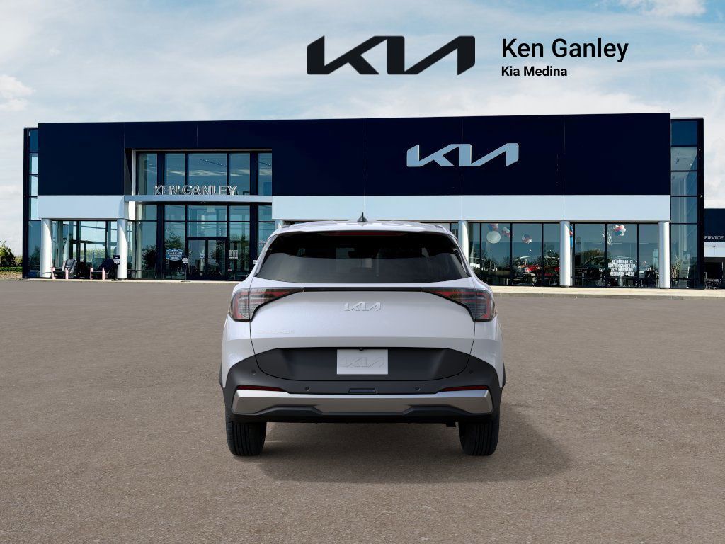 2026 Kia Sportage EX photo 3