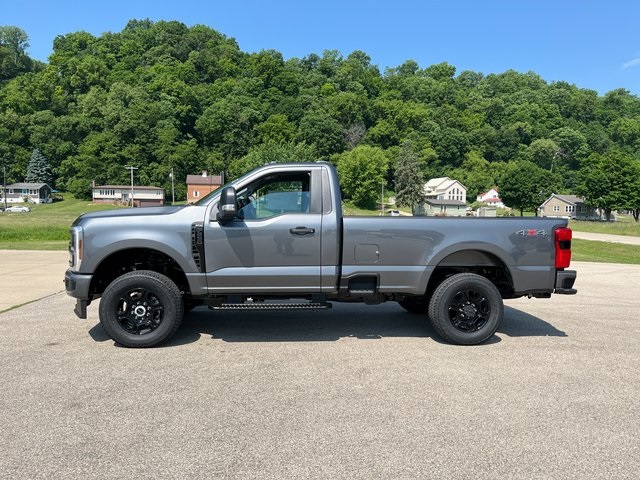 2025 Ford F-250 XL photo 2
