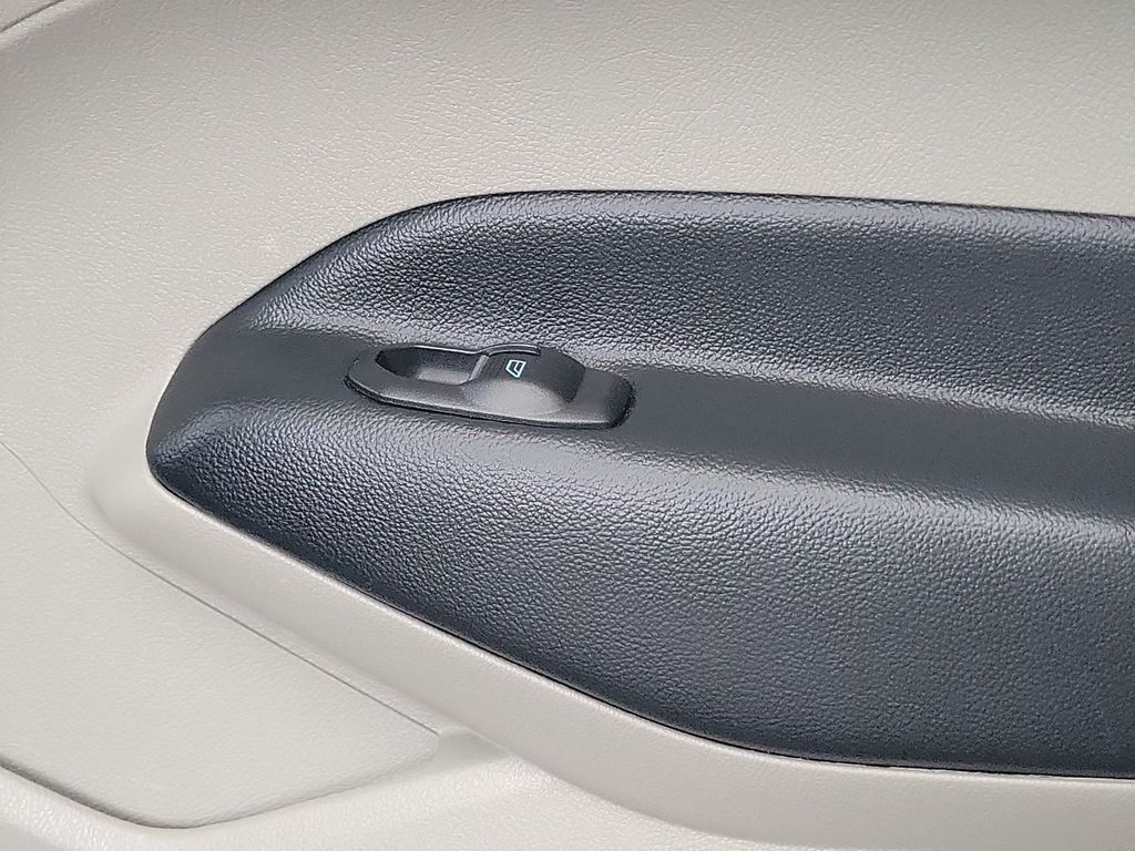 2022 Ford Transit Connect Titanium photo 43