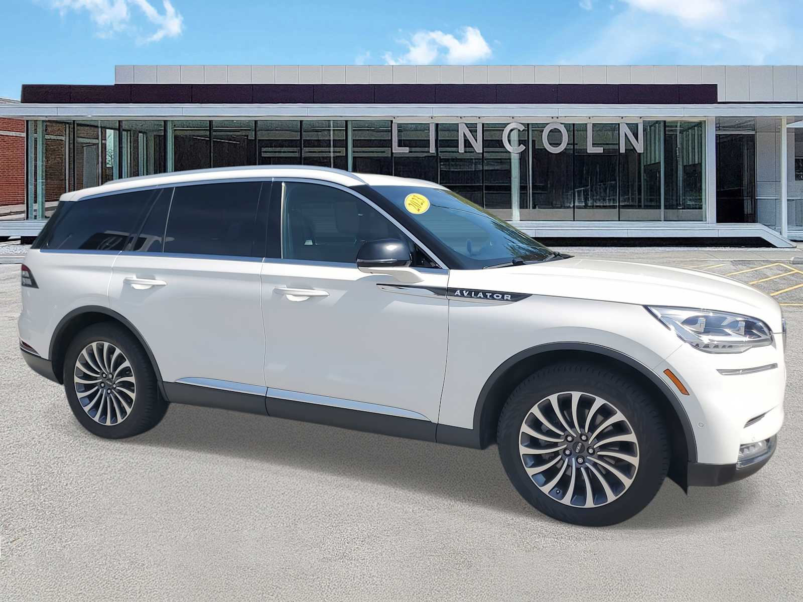 2023 Lincoln Aviator Reserve photo 2