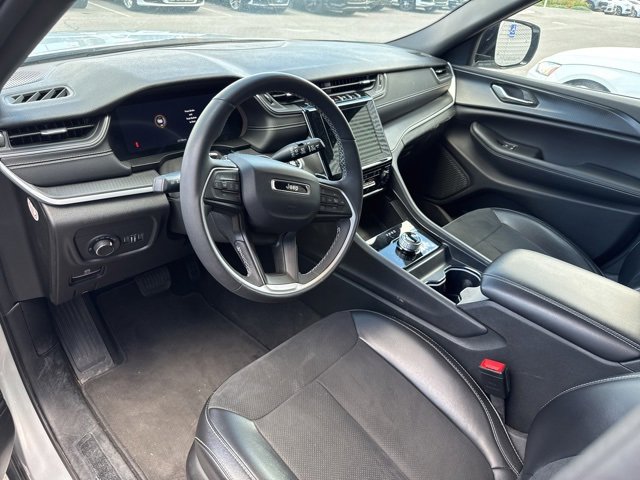 2024 Jeep Grand Cherokee Altitude photo 3