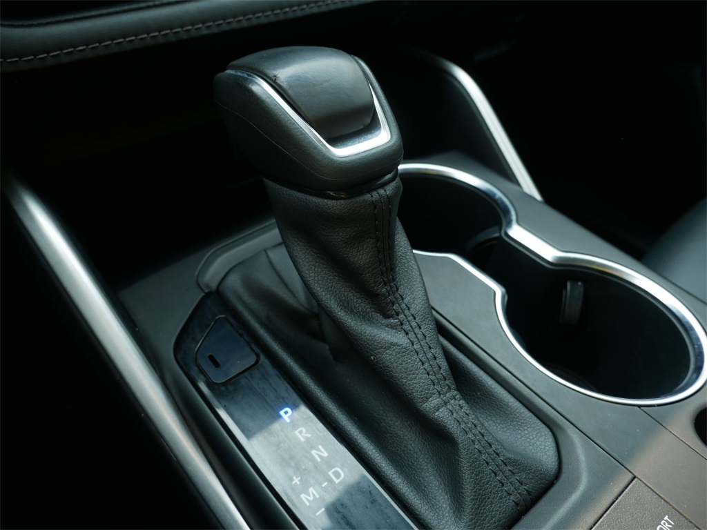 2022 Toyota Highlander XLE photo 24